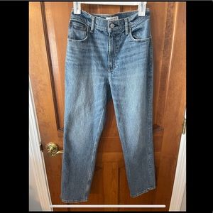 Abercrombie & Fitch The ‘90s Straight Ultra High Rise 26/2s